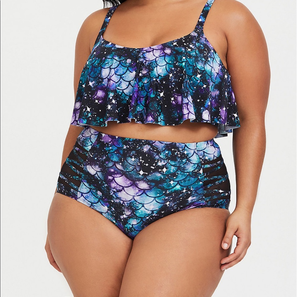 Woman’s high waisted swim suit